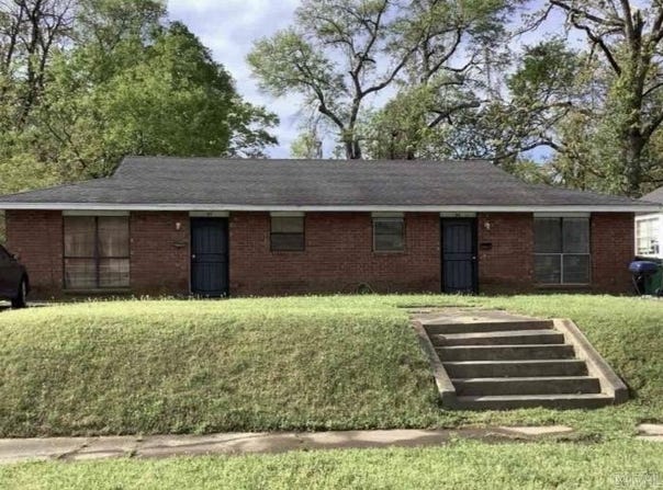 912/914 W 12th Avenue, Pine Bluff, AR 71601
