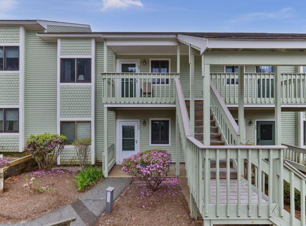 77 Chilton Lane, Brewster, MA 02631