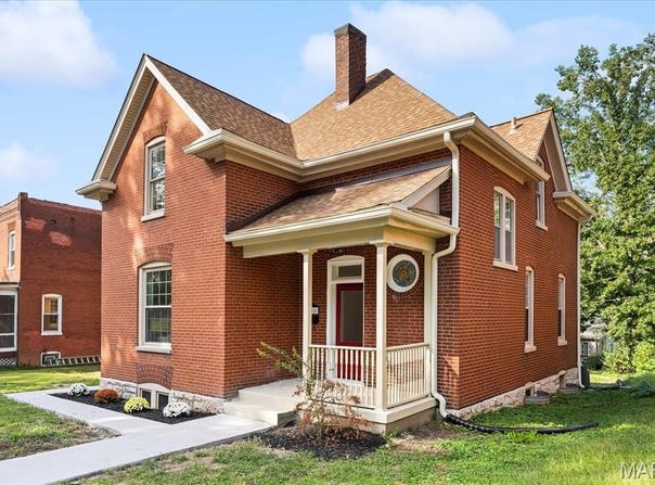 205 Voss Place, Belleville, IL 62220