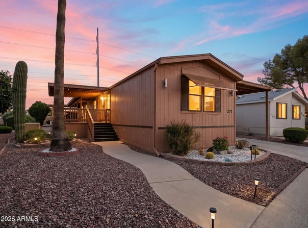 3901 E PINNACLE PEAK Road, Phoenix, AZ 85050