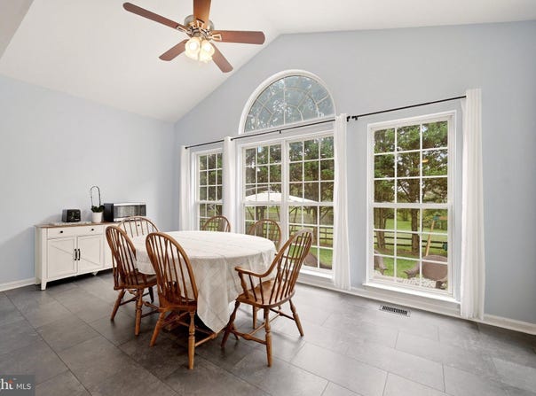49 PEBBLE Circle, CHARLES TOWN, WV 25414