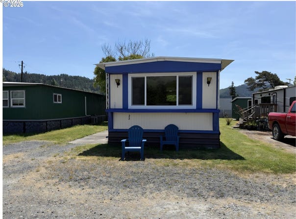 800 KING St, Powers, OR 97466
