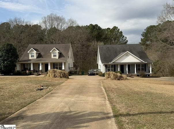 108 Bentwood Circle, Spartanburg, SC 29307