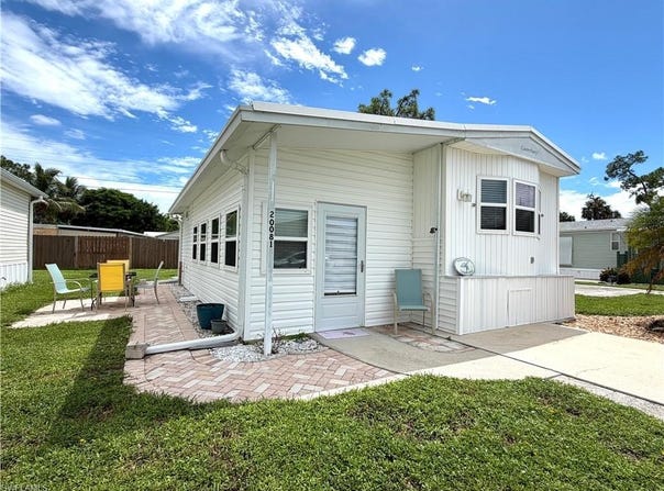 20081 Cumberland Ct, ESTERO, FL 33928