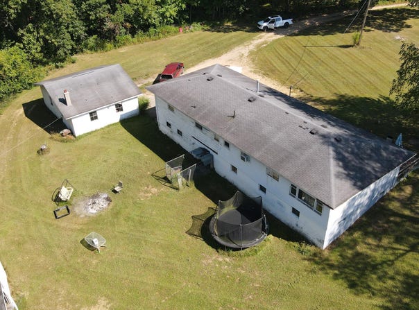 52524 Johnson Road, Three Rivers, MI 49093
