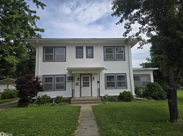 407 E Wall Street, Centerville, IA 52544