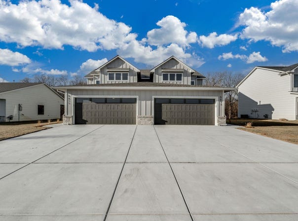 5613 N Wandering Way, Maize, KS 67101