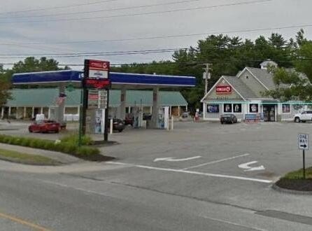 1237 Roosevelt Trail, Raymond, ME 04071