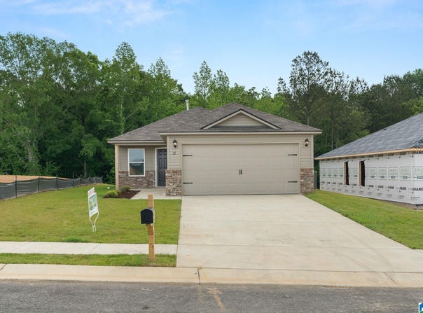 65 JEMISON TRAILS DRIVE, JEMISON, AL 35085