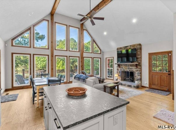62 Moseley Drive, Ebony, VA 23845