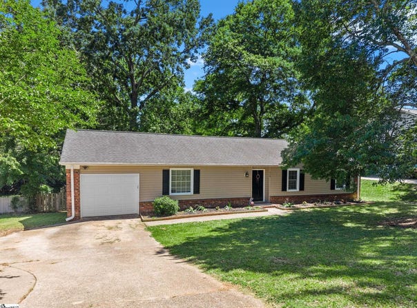 112 Canebrake Drive, Greer, SC 29650