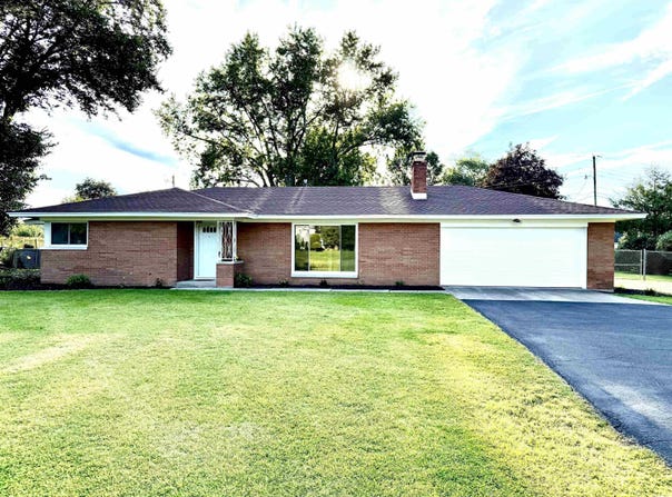 61439 Miami Road, South Bend, IN 46614-6405