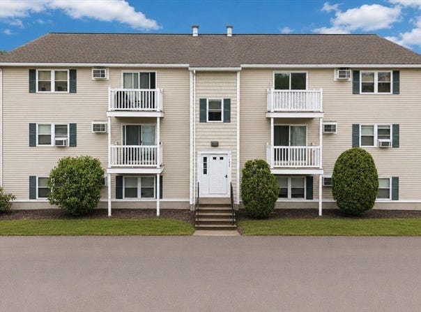 1617 Braley Rd, New Bedford, MA 02745
