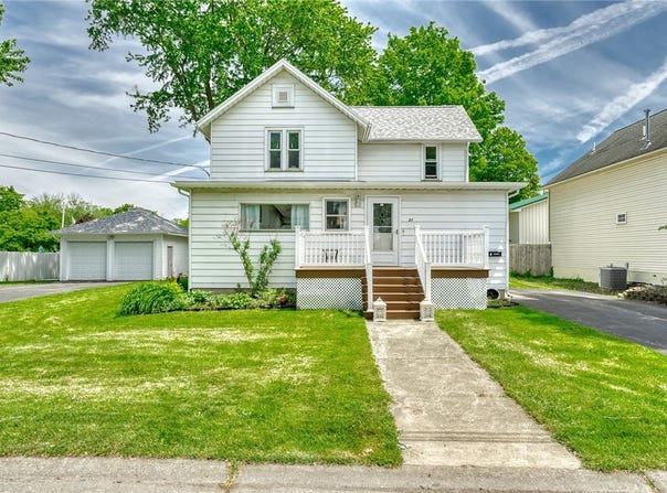 27 Martin Street, Webster, NY 14580