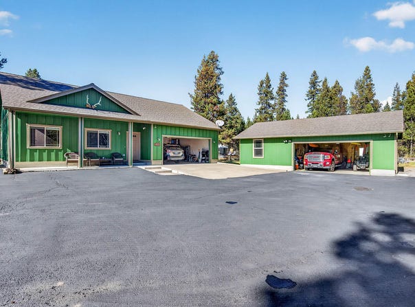 17290 S Century Drive, Bend, OR 97707