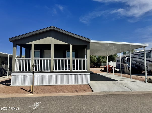 1363 N Plaza Drive, Apache Junction, AZ 85120