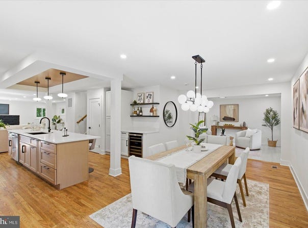 813 STAGS HEAD Road, BALTIMORE, MD 21286