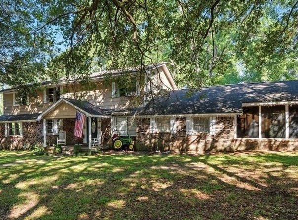 36 Gulf Camp, Lumberton, MS 39455