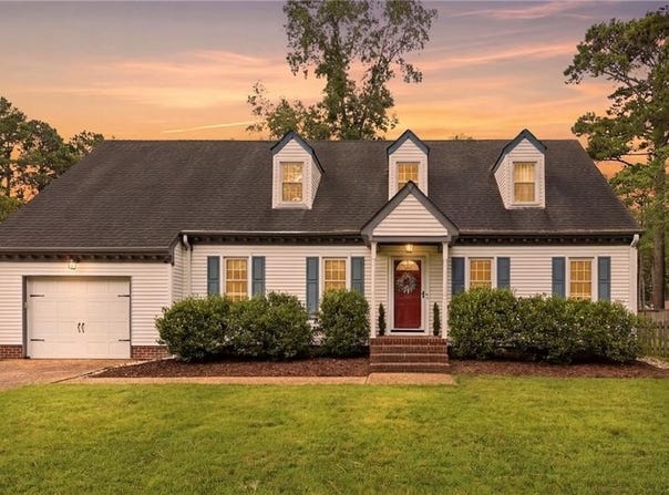 424 Pines Of Warrick Drive, Chesapeake, VA 23322
