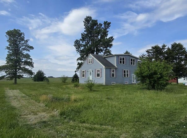265 N 3300 E Road, Strawn, IL 61775