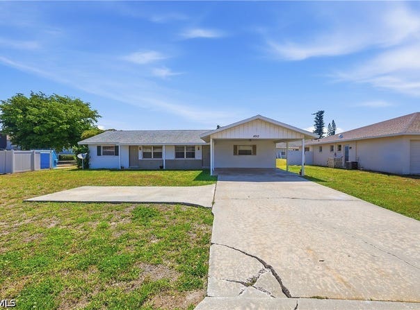 4913 Viceroy Street, Cape Coral, FL 33904