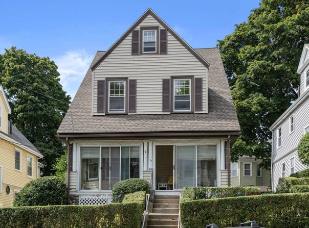 42 Bigelow Street, Brighton, MA 02135