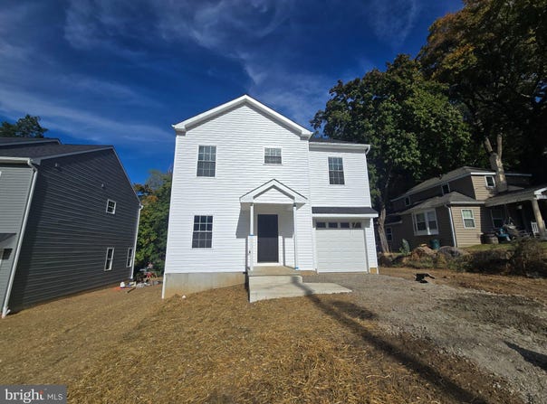 104A ELM Avenue, ASTON, PA 19014