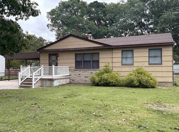4347 Robert Dr, Vineland, NJ 08344