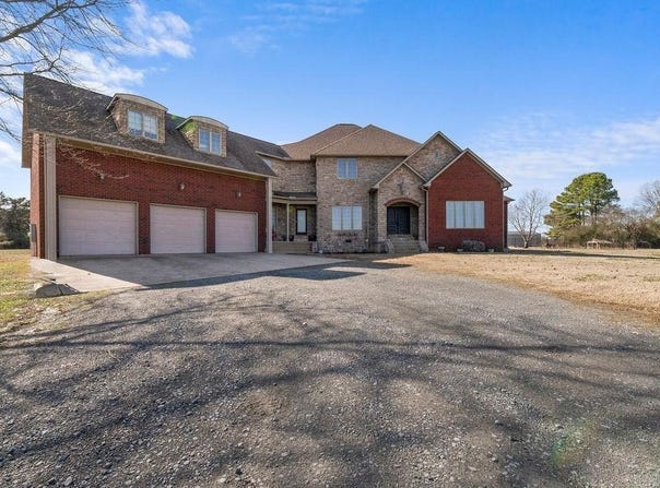 198 Rue Drive, Clinton, AR 72031