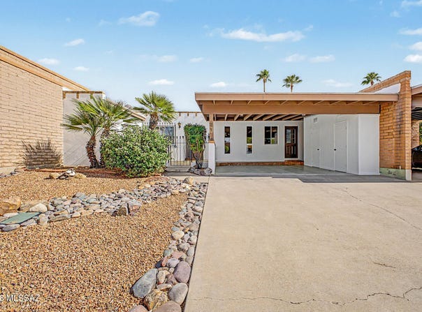 31 W Valle Place, Tucson, AZ 85737