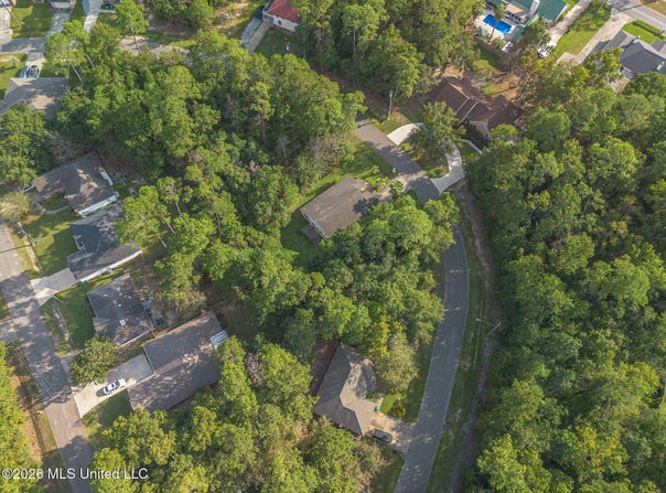 7310 Ieke Circle, Diamondhead, MS 39525