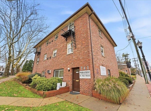 741 Bloomfield Ave, Verona, NJ 07044