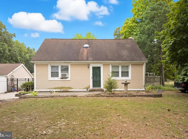 687 JACKSON ROAD, ATCO, NJ 08004