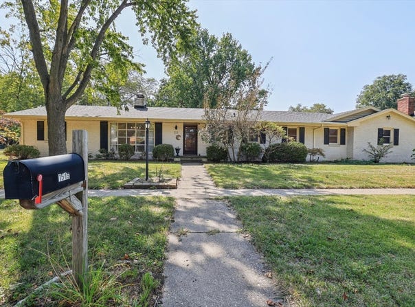 1519 Harrington Drive, Champaign, IL 61821
