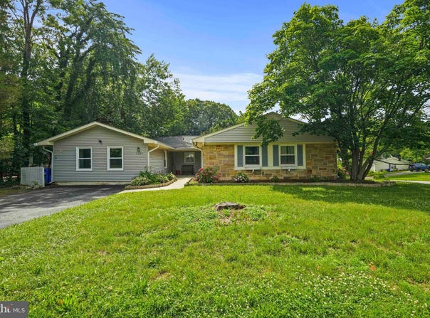 2201 HARWOOD Lane, BOWIE, MD 20716