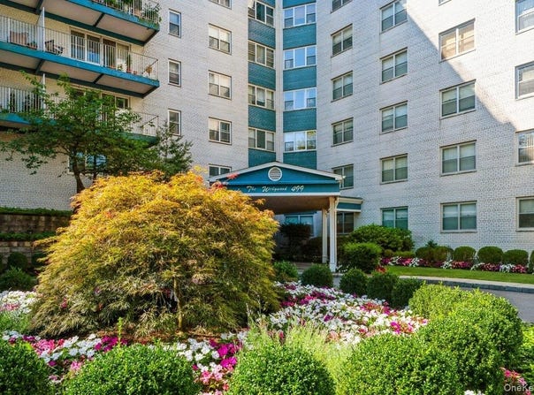 499 N Broadway, White Plains, NY 10603