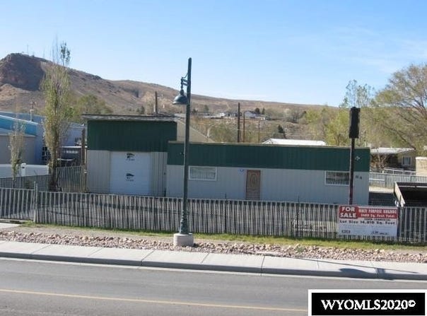 64 Uinta Drive, Green River, WY 82935