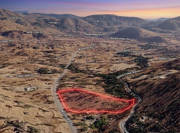 Mistletoe Road, Yokuts Valley, CA 93675