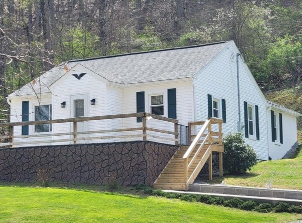 11658 Mud Fork Rd, FALLS MILLS, VA 24613