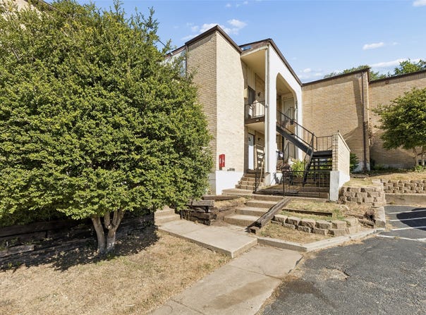 6032 Westridge Lane, Fort Worth, TX 76116