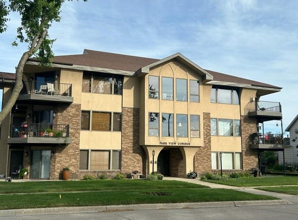 424 4th Avenue, Sheldon, IA 51201