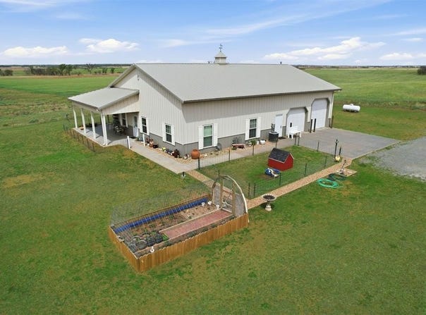 11763 N 1820 Road, Sayre, OK 73662