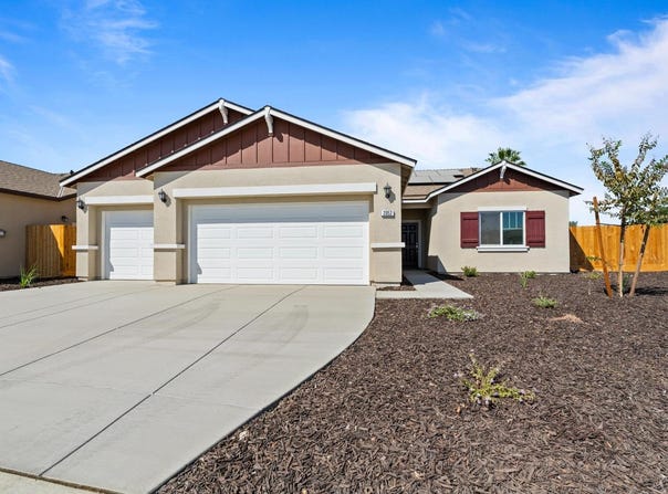 2052 Ventura Avenue, Corcoran, CA 93212
