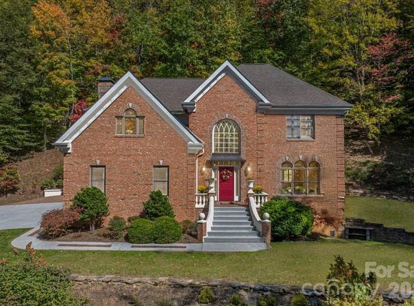 295 Laurel Ridge Drive, Waynesville, NC 28786