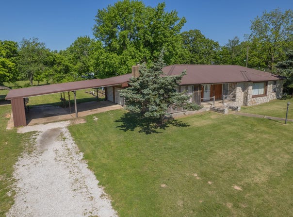 219 S Roy Hill Boulevard, Goodman, MO 64843