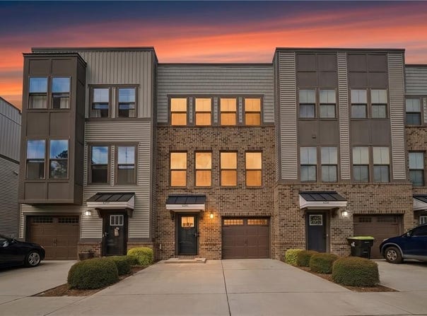 4240 Daylilly Lane, Virginia Beach, VA 23456