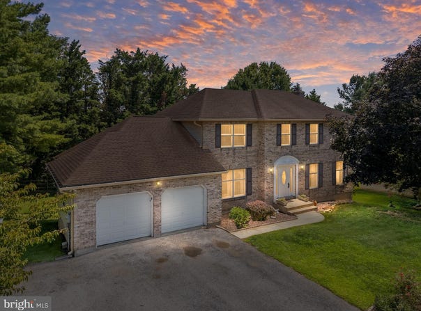 119 E WILKERDEAN Drive E, NEWARK, DE 19711