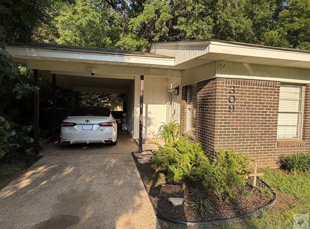 309 Breckenridge St., Texarkana, TX 75501