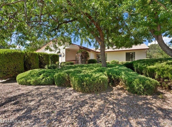 10817 E Turquoise Circle, Dewey-Humboldt, AZ 86327