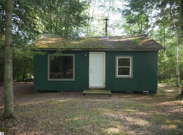 8167 Beech, Hale, MI 48739-9999